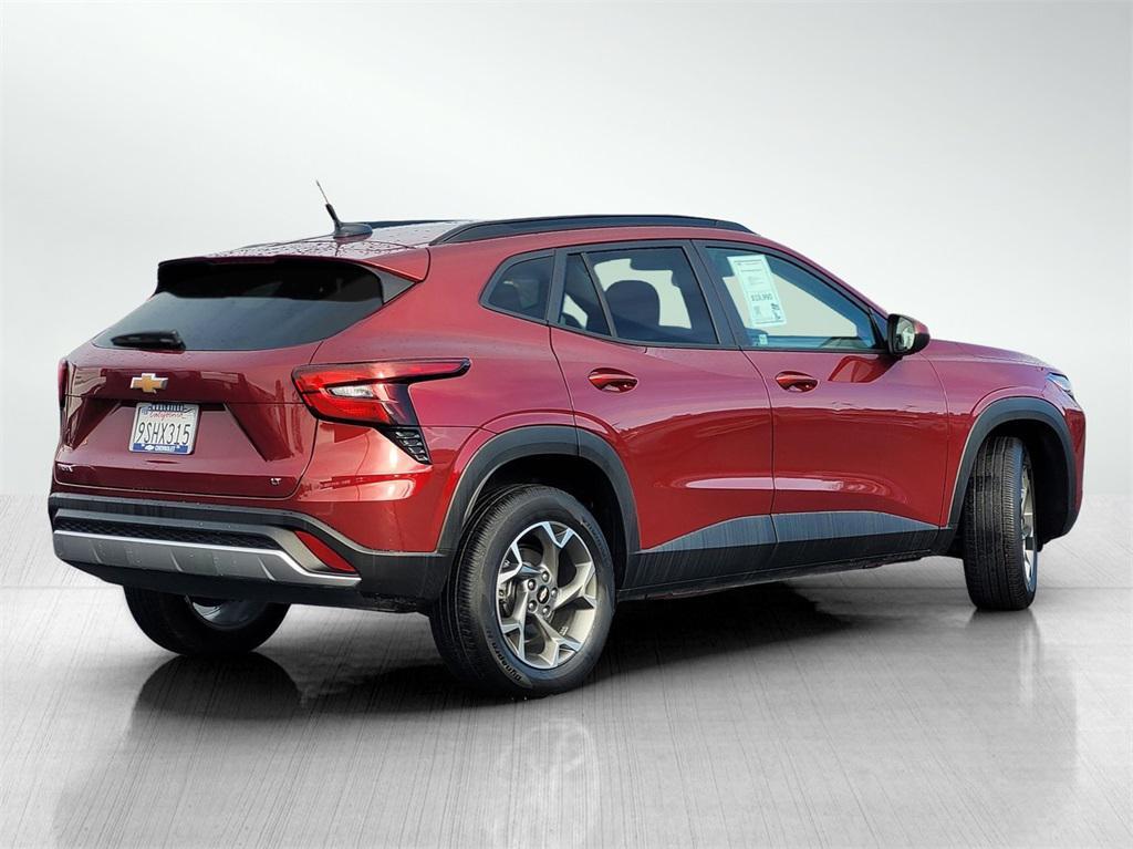 used 2025 Chevrolet Trax car, priced at $19,990