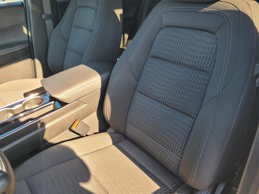 used 2025 Chevrolet Equinox car, priced at $25,999