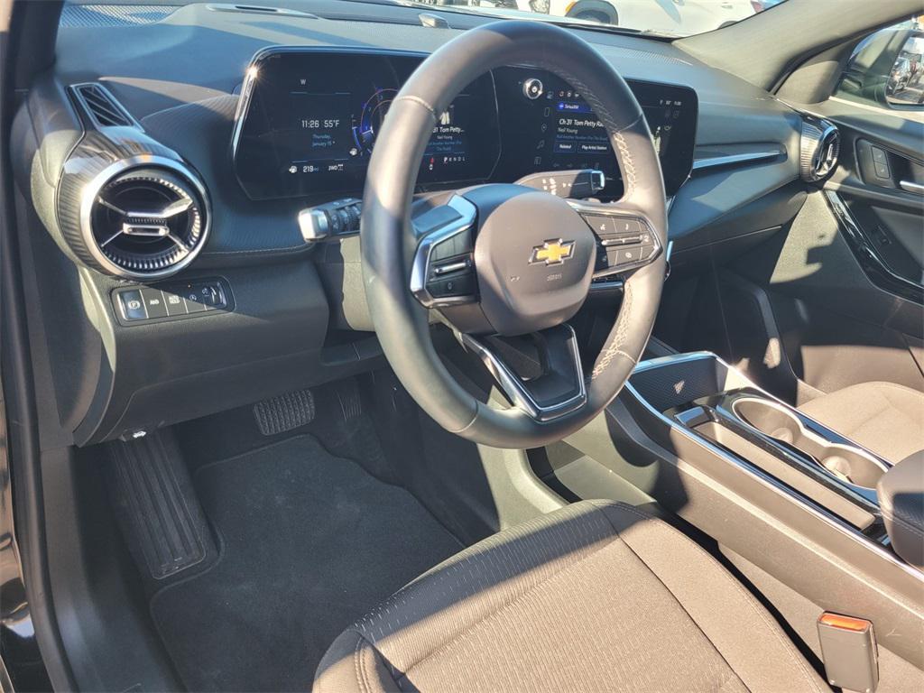 used 2025 Chevrolet Equinox car, priced at $25,999