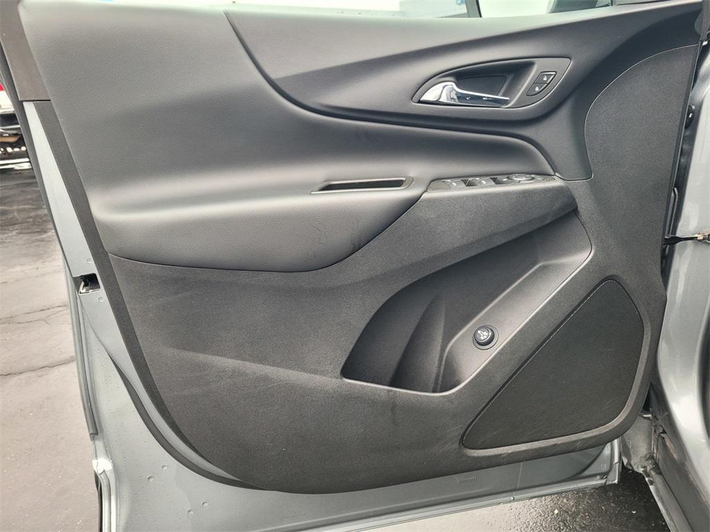 used 2024 Chevrolet Equinox car, priced at $22,089