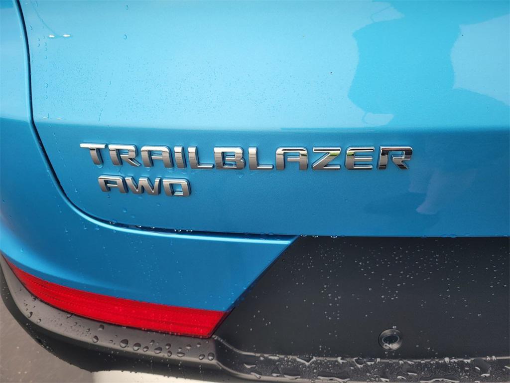 new 2025 Chevrolet TrailBlazer car, priced at $27,780