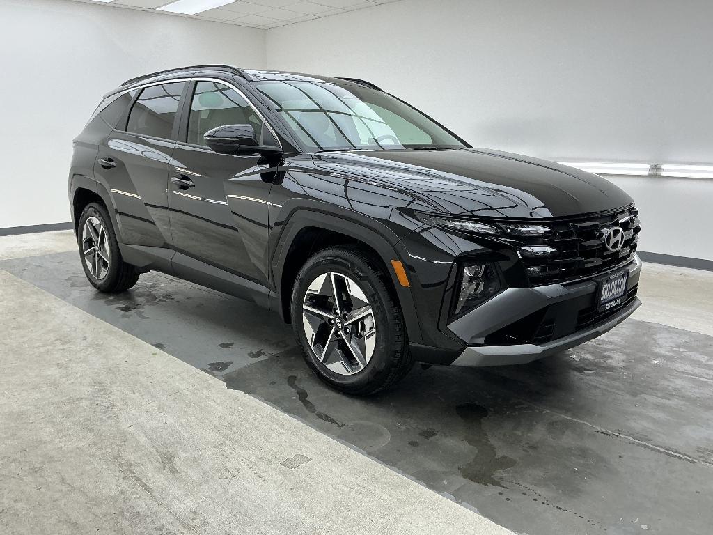 used 2025 Hyundai TUCSON Hybrid car, priced at $34,491