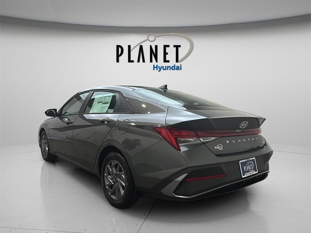 new 2026 Hyundai ELANTRA HEV car, priced at $25,517