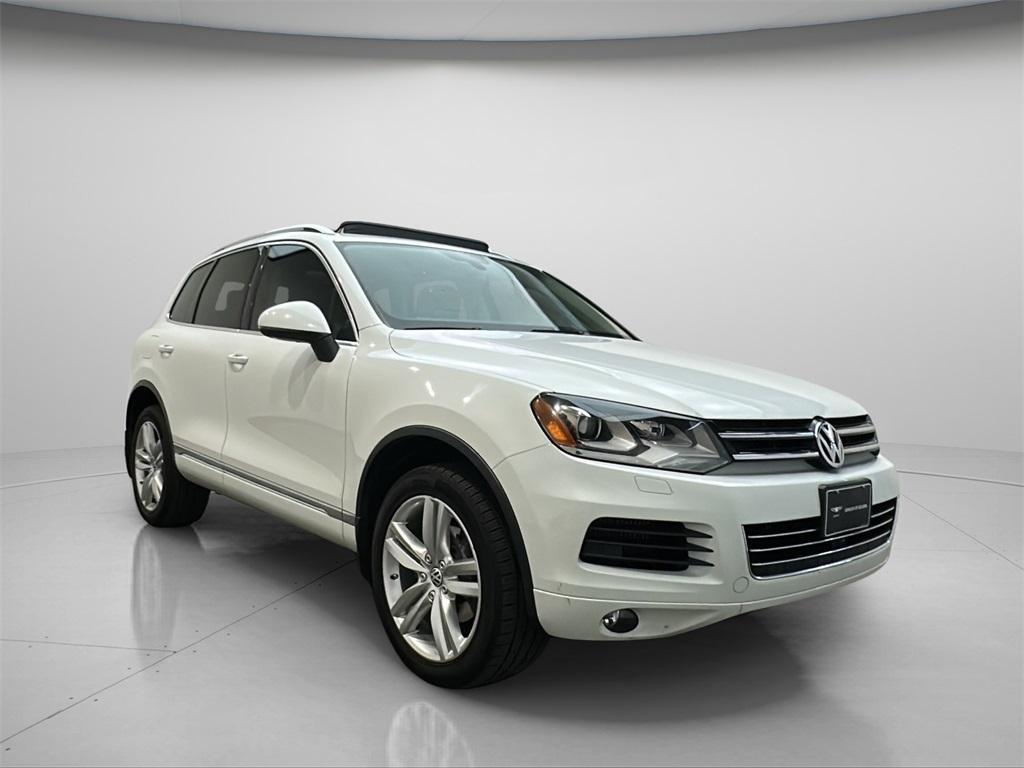 used 2014 Volkswagen Touareg car, priced at $17,000