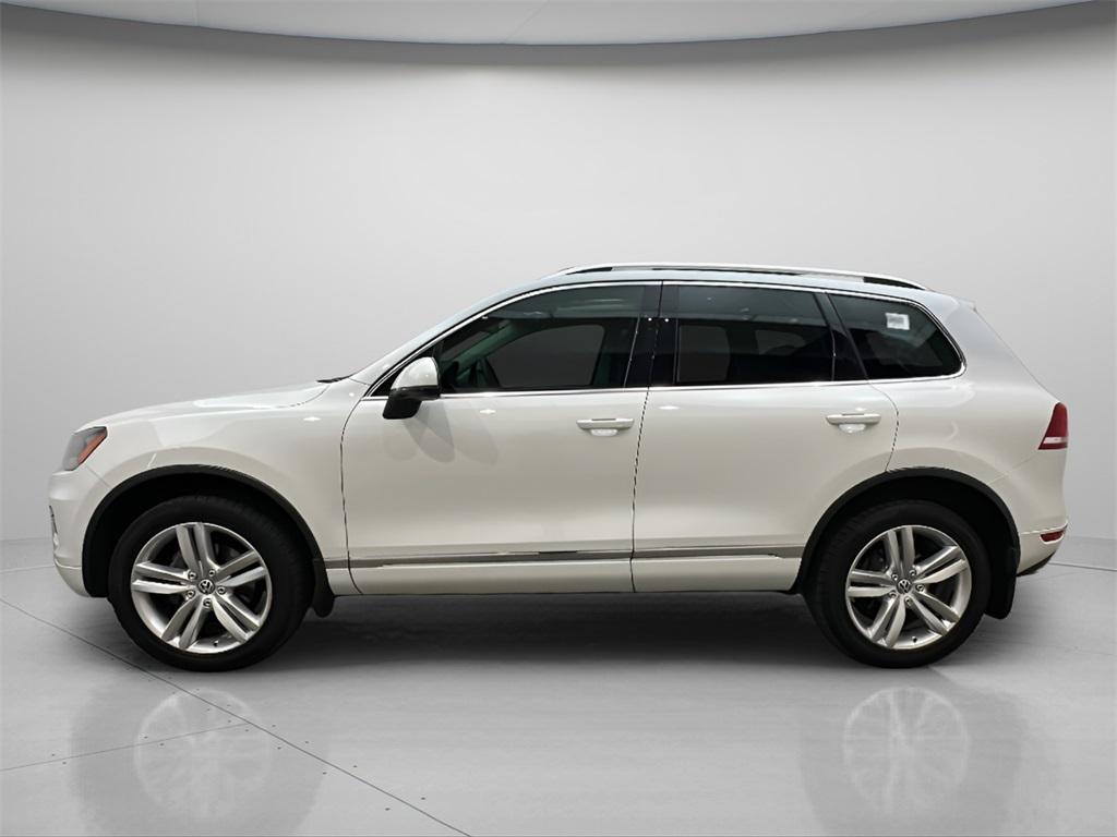 used 2014 Volkswagen Touareg car, priced at $17,000