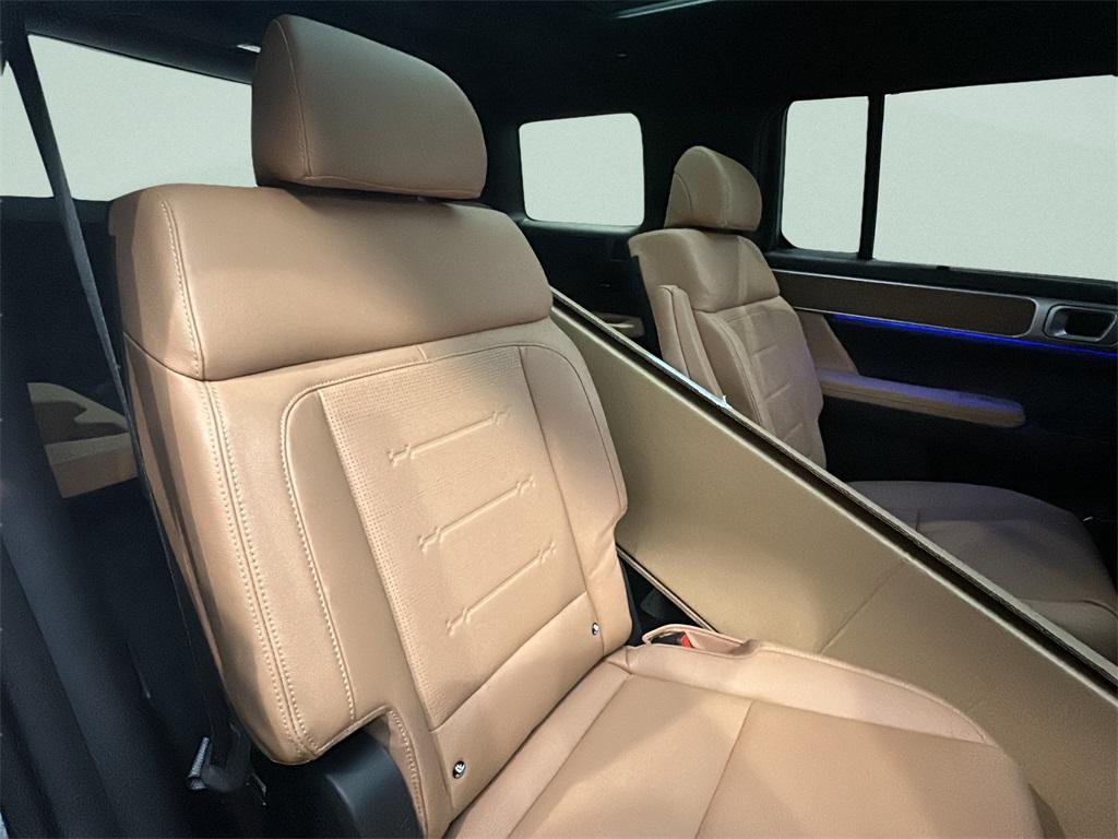 new 2026 Hyundai SANTA FE HEV car, priced at $48,950