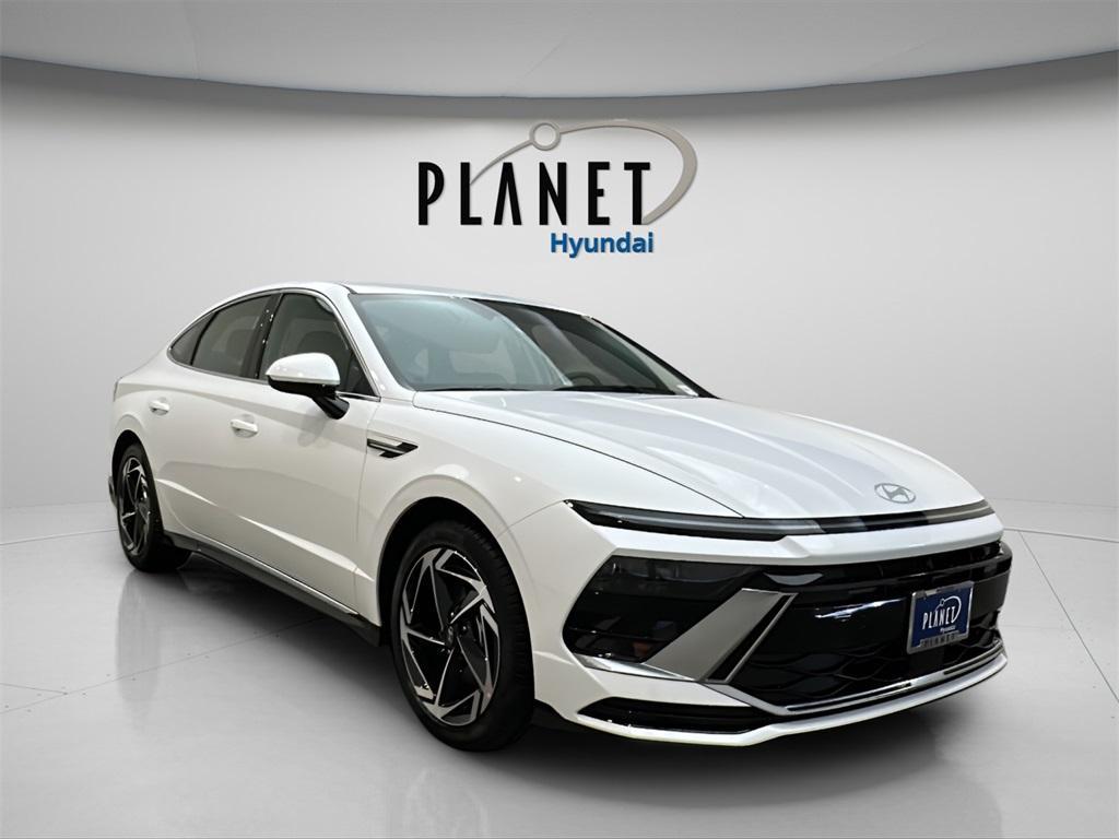 new 2026 Hyundai Sonata car, priced at $30,778