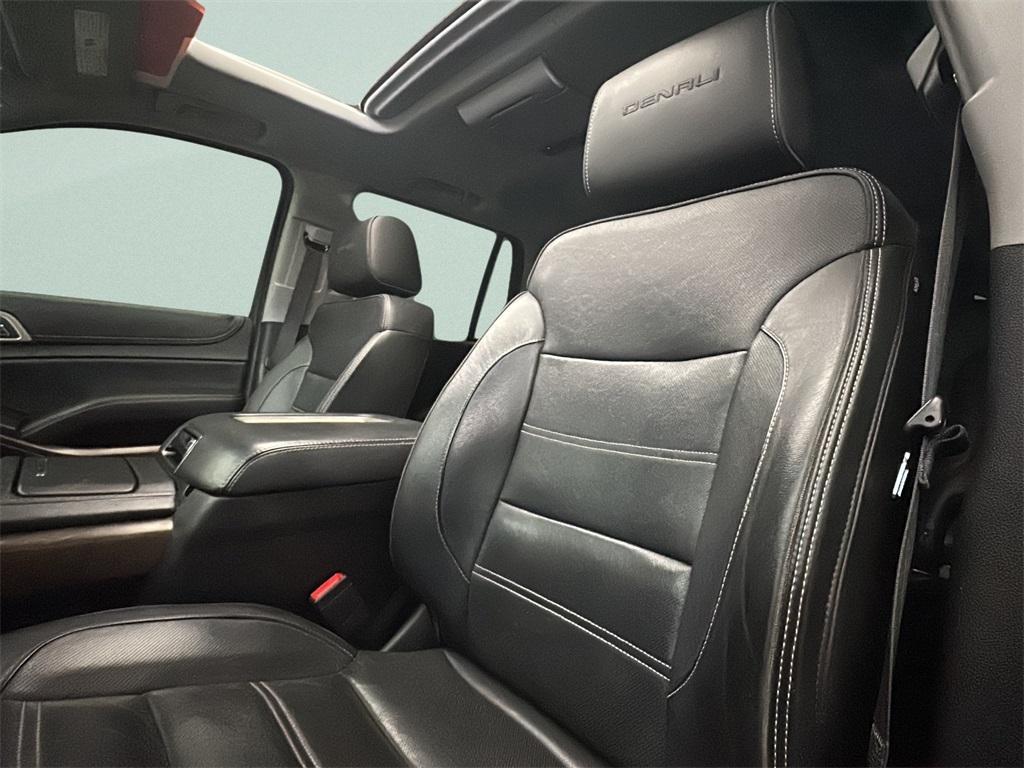 used 2018 GMC Yukon car, priced at $24,950