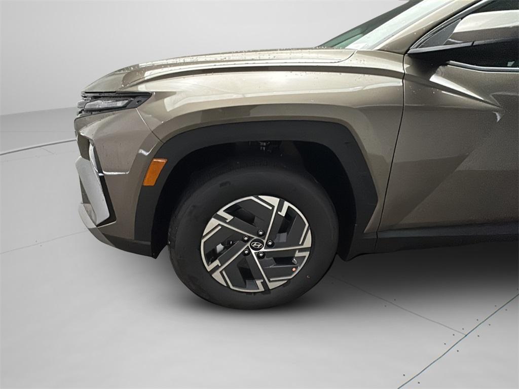 new 2026 Hyundai TUCSON Hybrid car, priced at $30,620