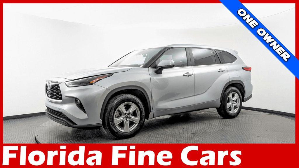 used 2023 Toyota Highlander car, priced at $22,998
