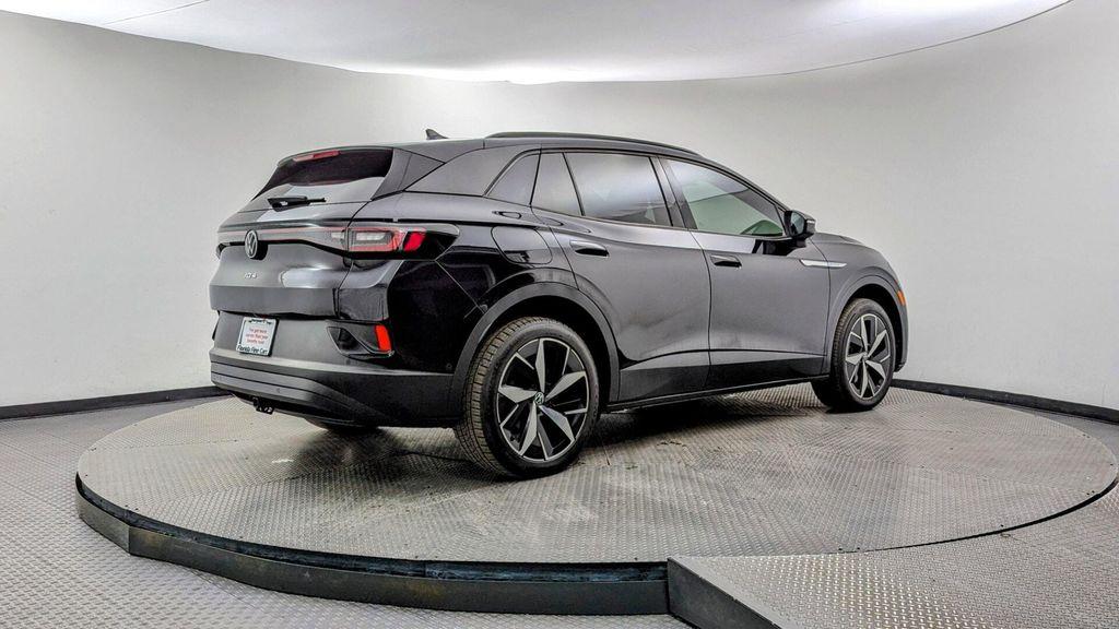 used 2023 Volkswagen ID.4 car, priced at $19,499