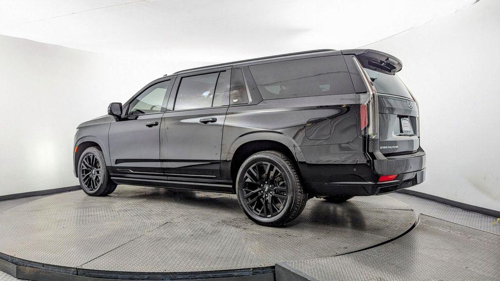 used 2021 Cadillac Escalade ESV car, priced at $46,999