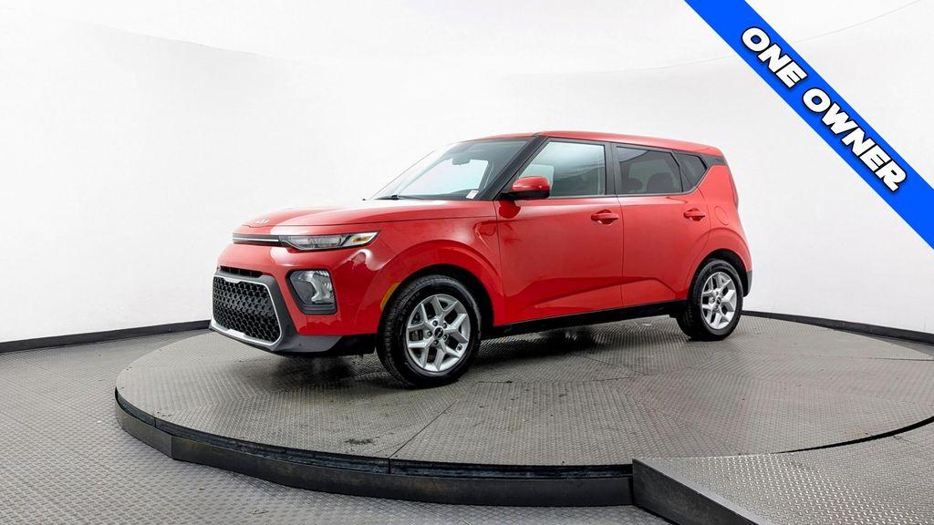 used 2022 Kia Soul car, priced at $10,999