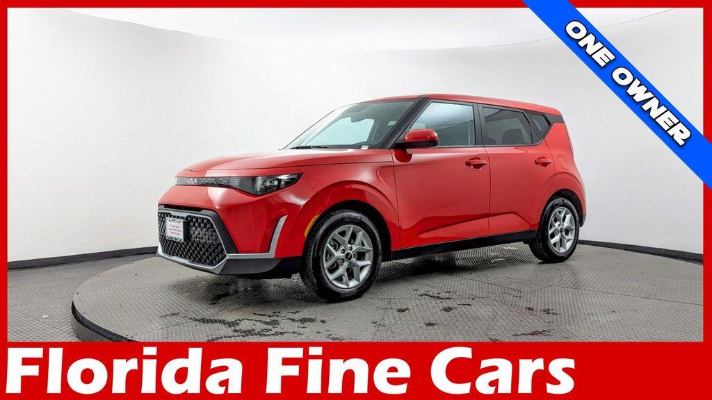 used 2024 Kia Soul car, priced at $13,999