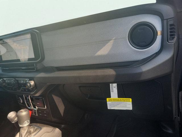 new 2025 Jeep Wrangler car