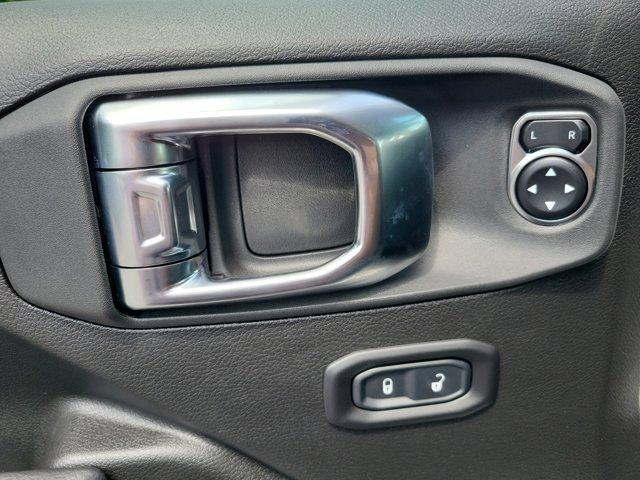 new 2025 Jeep Gladiator car