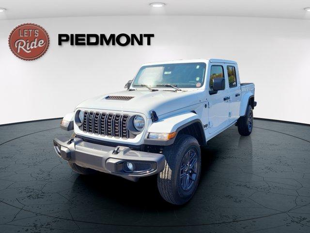 new 2025 Jeep Gladiator car