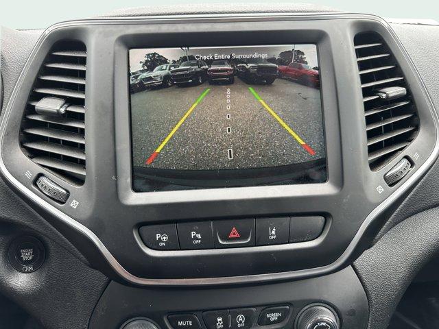 used 2023 Jeep Cherokee car, priced at $25,950