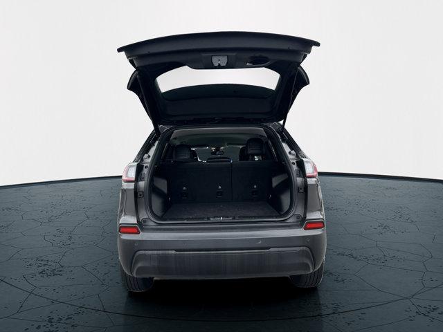 used 2023 Jeep Cherokee car, priced at $25,950