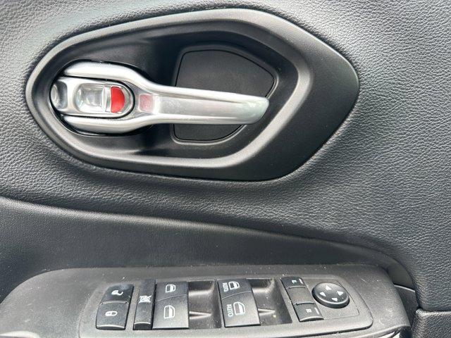 used 2023 Jeep Cherokee car, priced at $25,950