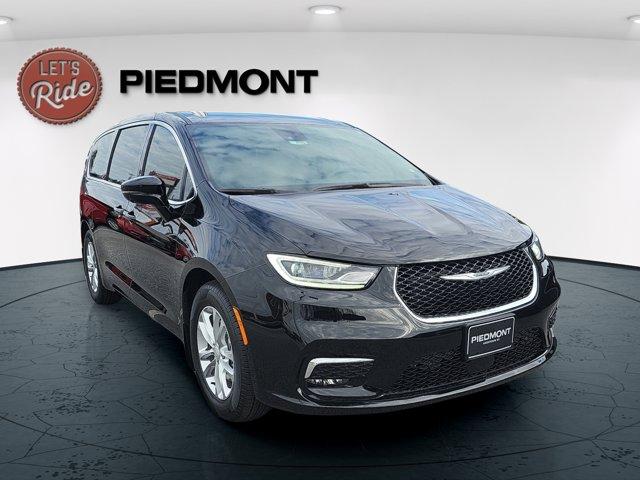 new 2026 Chrysler Pacifica car