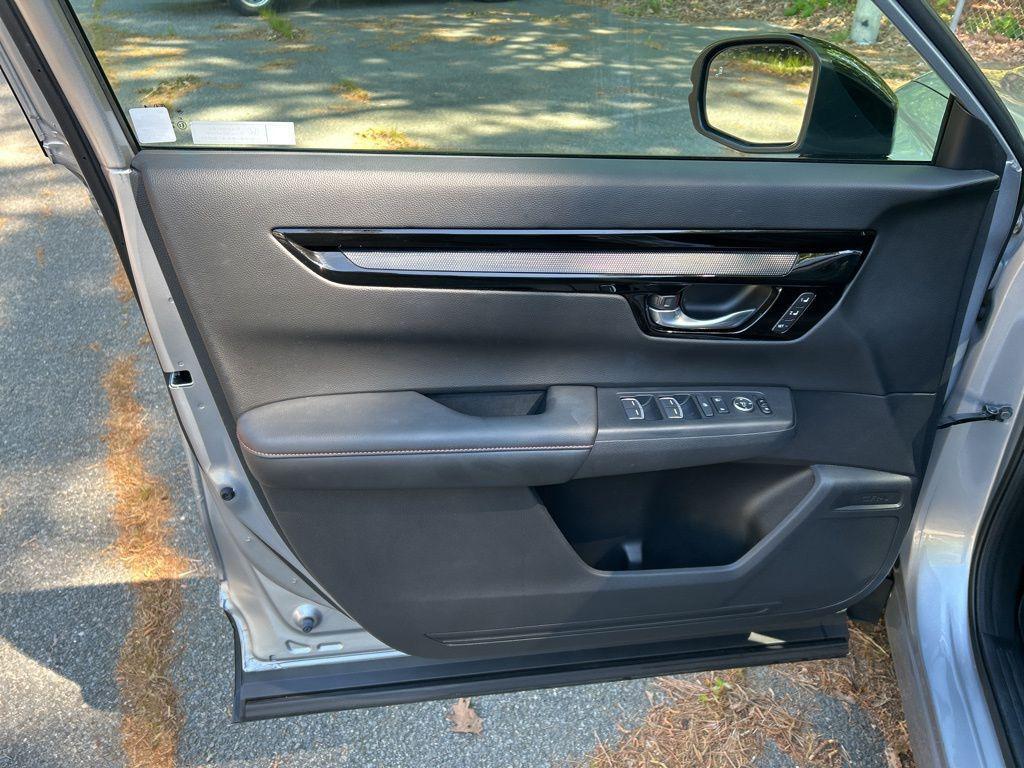 used 2023 Honda CR-V Hybrid car, priced at $36,126