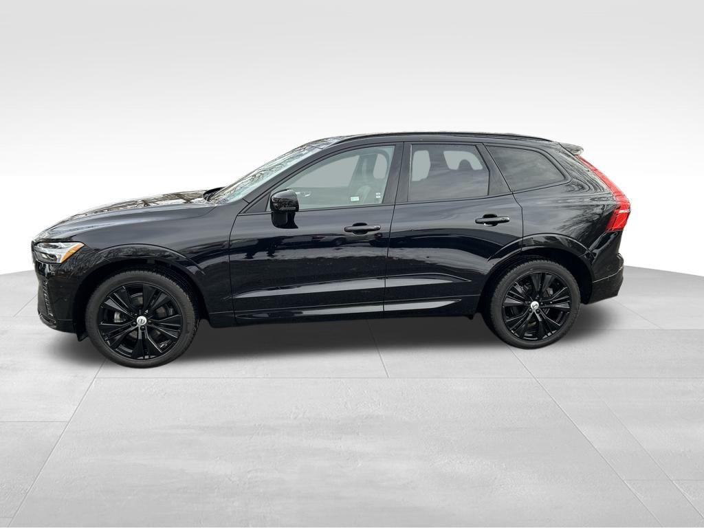 used 2024 Volvo XC60 car, priced at $30,735