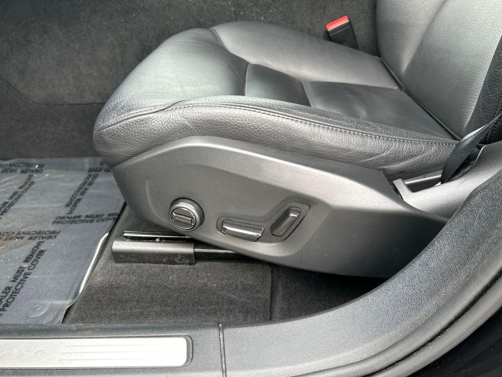 used 2024 Volvo XC60 car, priced at $30,735