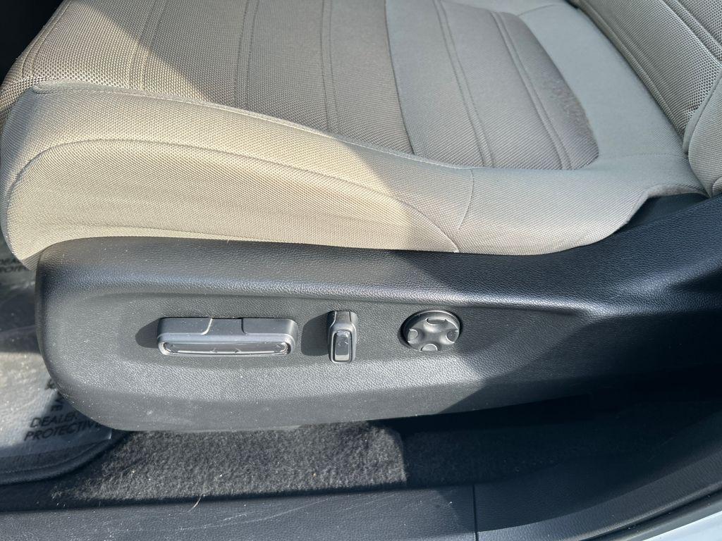 used 2018 Honda CR-V car, priced at $13,029