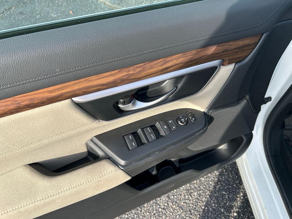used 2018 Honda CR-V car, priced at $13,029