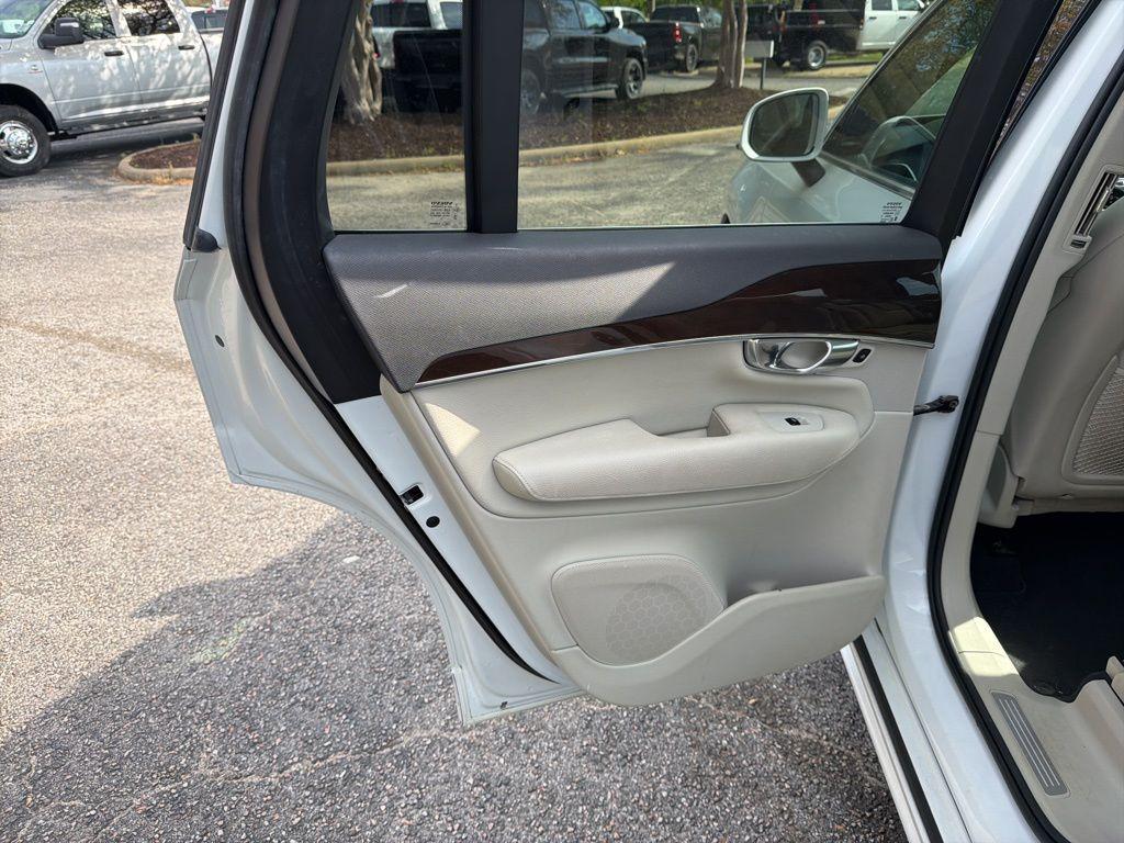 used 2019 Volvo XC90 car, priced at $23,803