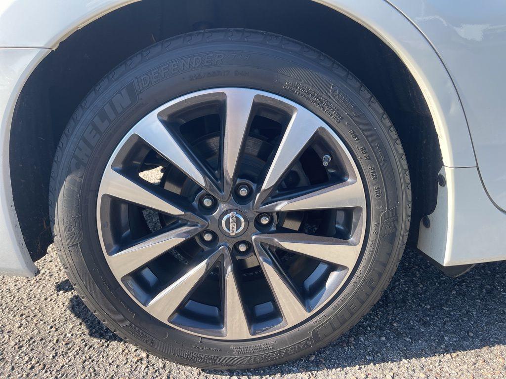 used 2016 Nissan Altima car, priced at $8,164