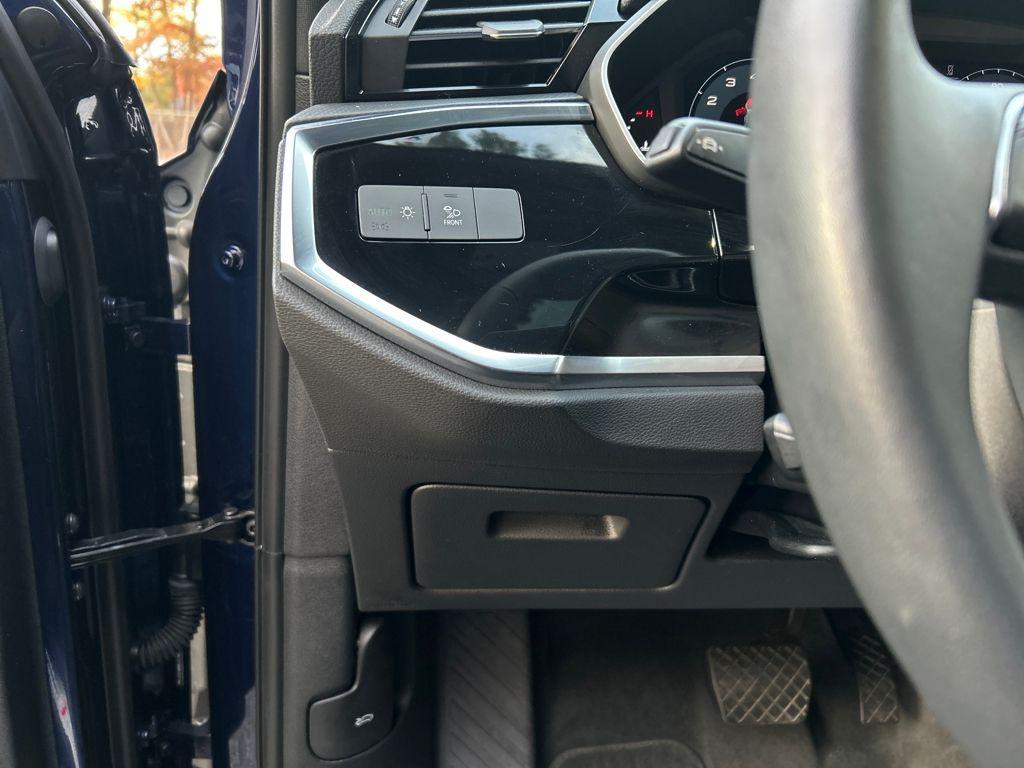 used 2025 Audi Q3 car, priced at $27,799