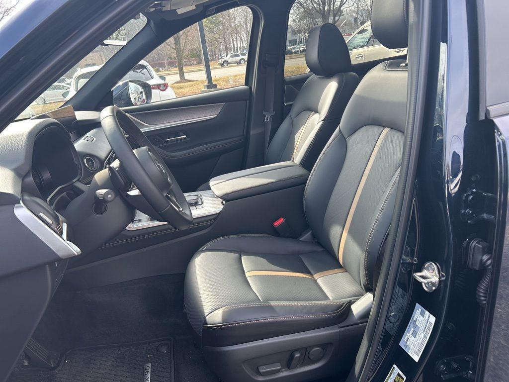 new 2025 Mazda CX-90 PHEV car, priced at $52,311