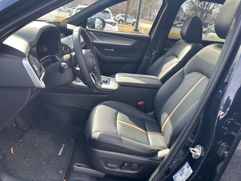 new 2025 Mazda CX-90 PHEV car, priced at $52,311