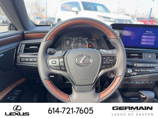 new 2025 Lexus ES 350 car, priced at $55,318