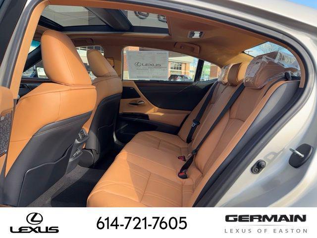 new 2025 Lexus ES 350 car, priced at $55,318