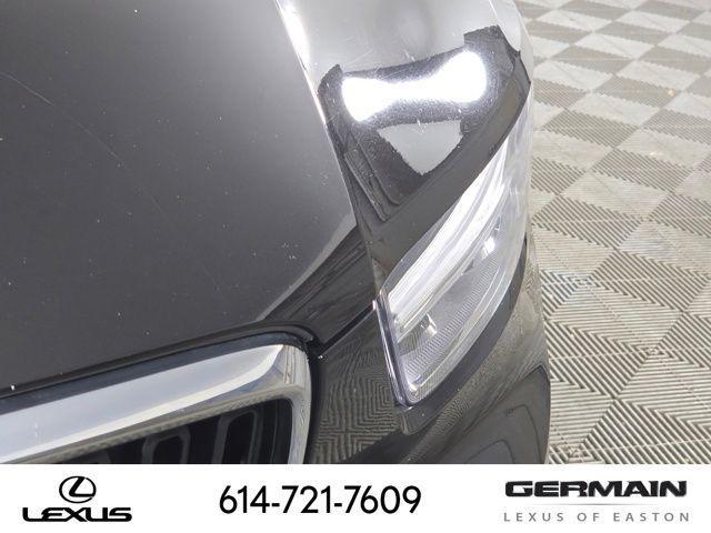 used 2019 Volvo XC40 car, priced at $21,168