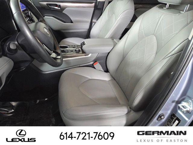 used 2024 Toyota Highlander car, priced at $48,271