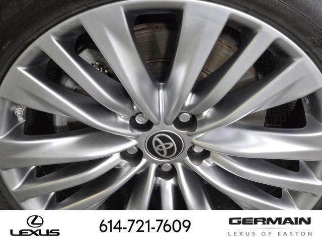 used 2024 Toyota Highlander car, priced at $48,271