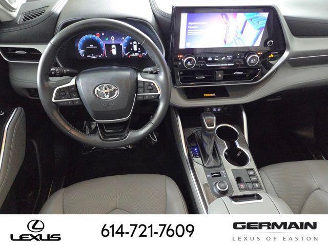 used 2024 Toyota Highlander car, priced at $48,271