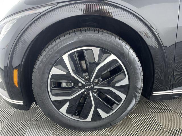 used 2023 Kia EV6 car, priced at $26,559