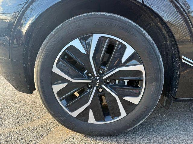 used 2023 Kia EV6 car, priced at $26,931