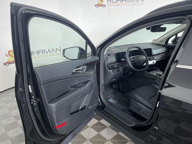 new 2026 Kia Sportage Hybrid car, priced at $34,799