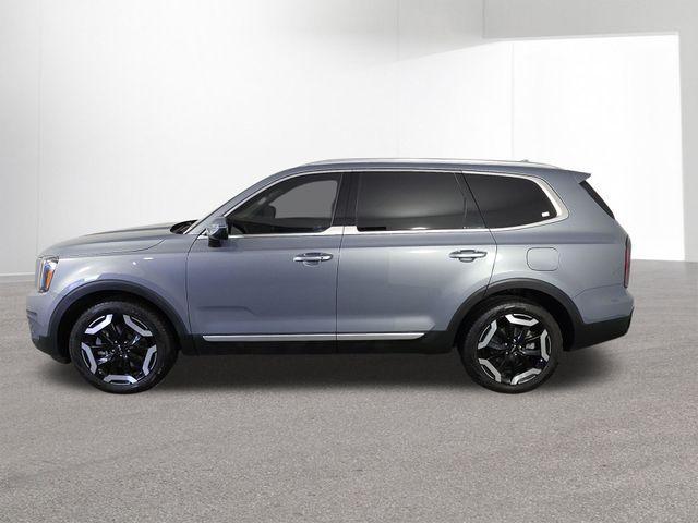 used 2025 Kia Telluride car, priced at $39,819