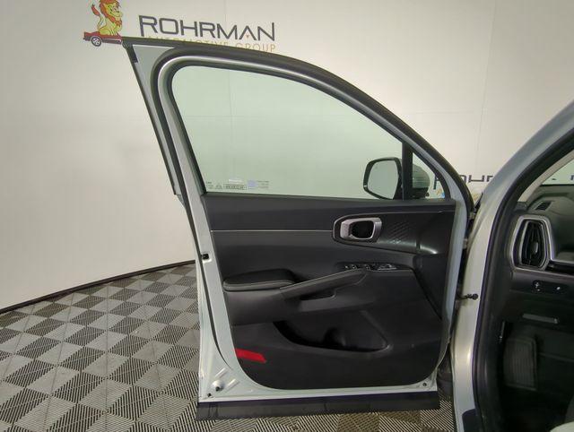 new 2026 Kia Sorento car, priced at $35,644