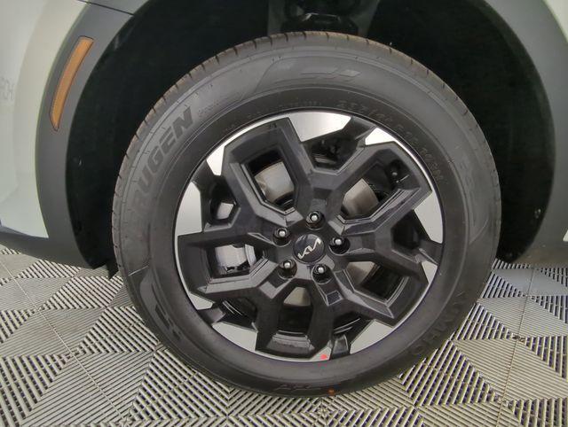 new 2026 Kia Sorento car, priced at $35,644