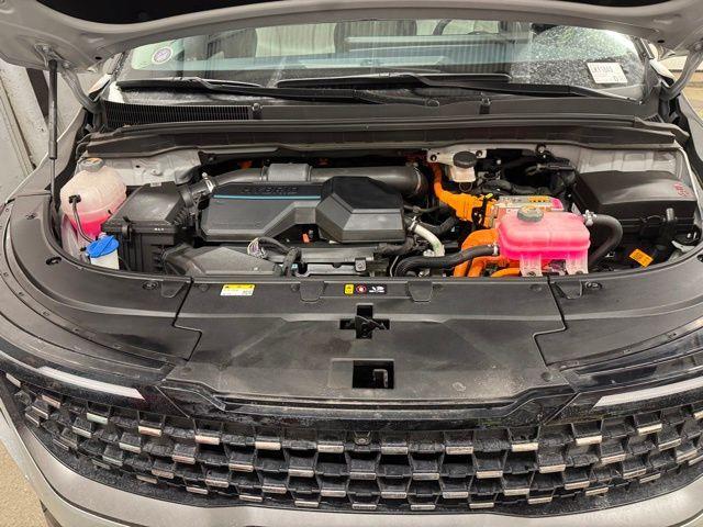 used 2025 Kia Carnival Hybrid car, priced at $43,936
