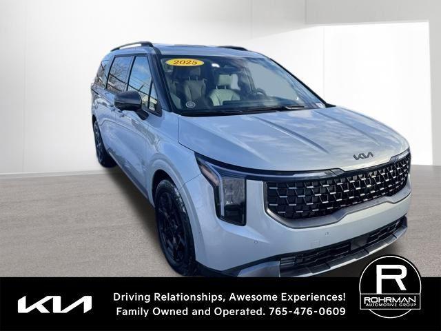 used 2025 Kia Carnival Hybrid car, priced at $43,936