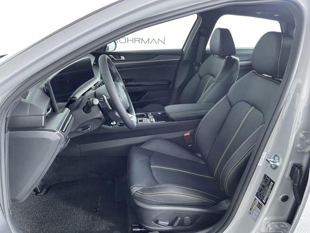 new 2026 Kia K5 car, priced at $37,102